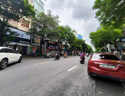 Bán nhà mặt phố Đặng Văn Ngữ - QH ổn định, nhà 2 mặt tiền phố và ngõ - 3 phút ra Hồ Đắc Di