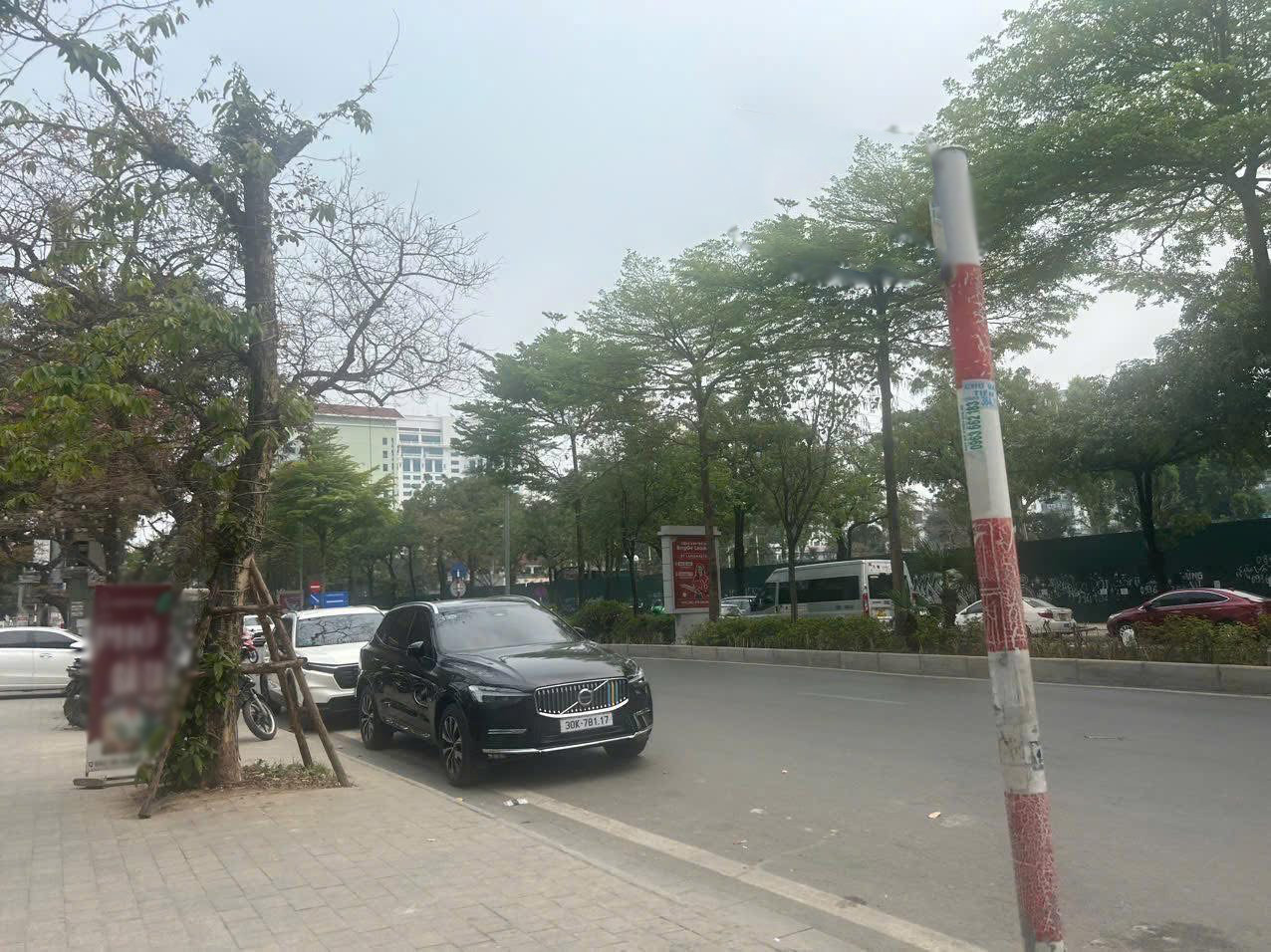 BÁN ĐẤT TẶNG NHÀ ĐÀO TẤN - NGÕ THÔNG ÔTÔ TRÁNH, KINH DOANH ĐỈNH - GIÁ 32 TỶ