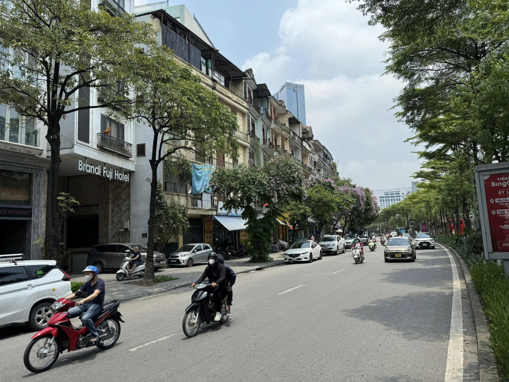 BÁN NHÀ MẶT PHỐ ĐÀO TẤN, BA ĐÌNH - 43M² x 7T THANG MÁY - VỈA HÈ RỘNG - KINH DOANH - 36 TỶ