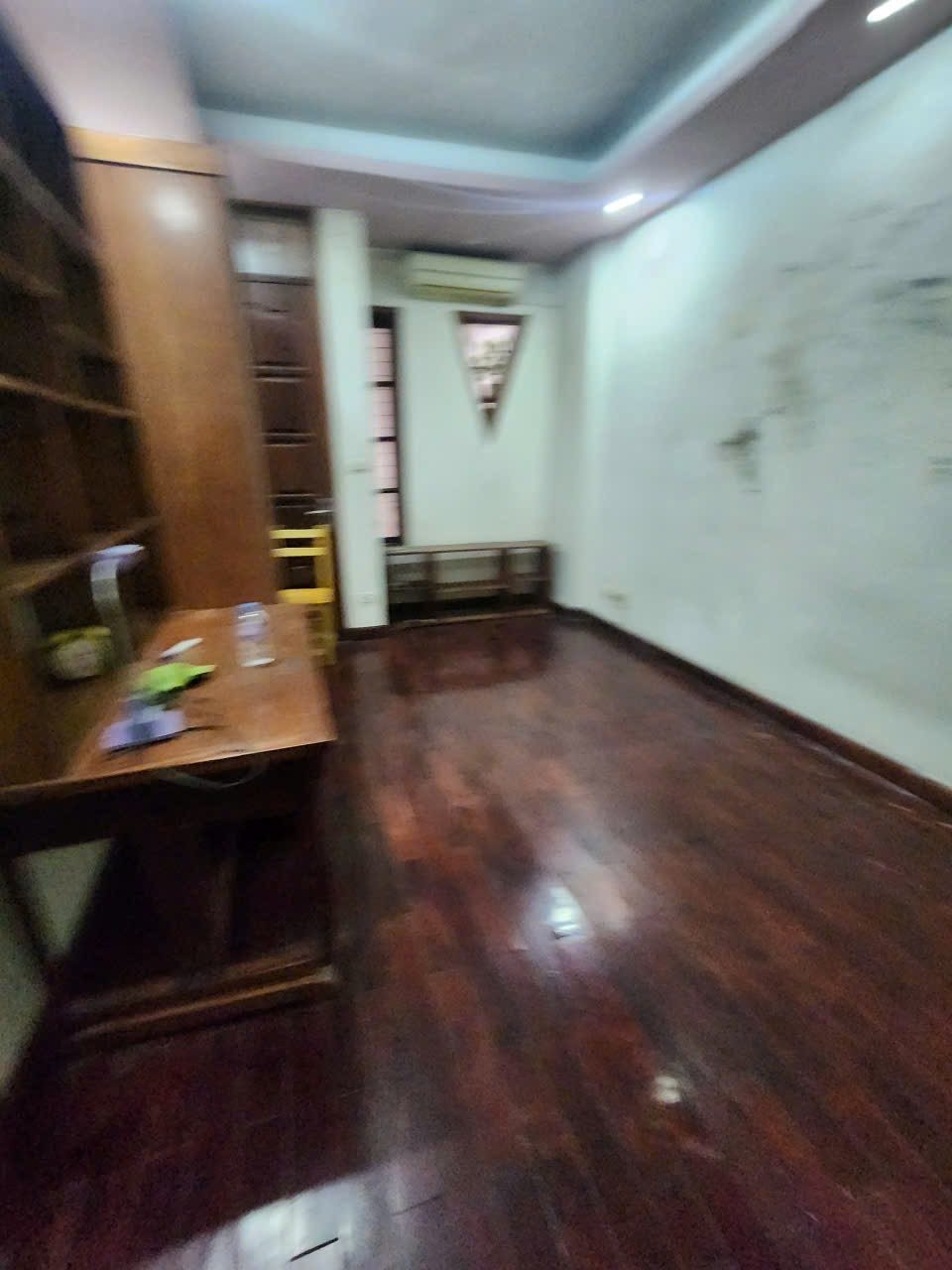 Cho Thuê Nhà Ngõ 113 Đào Tấn - Ba Đình 40M² 4 Tầng 3 Ngủ - Nội Thất CB - Giá Thuê 13tr