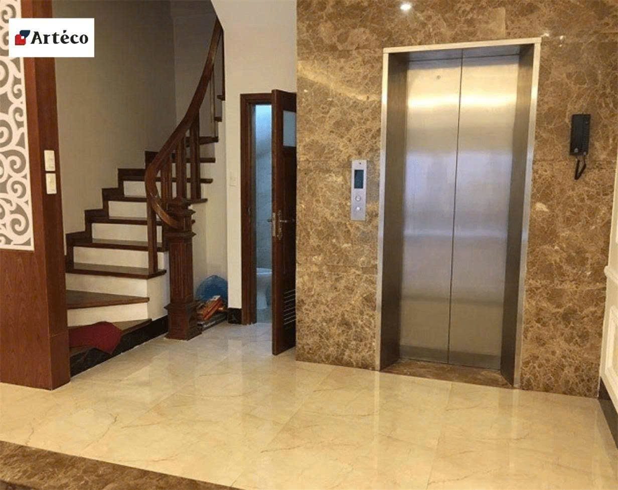 Cho Thuê Nhà Ngõ 92 Đào Tấn - Ba Đình 40M² 6 Tầng Thang Máy 3 Ngủ - Full Đồ - Tầng 1,2 Thông Sàn - Kinh Doanh VP..- Giá Thuê 30tr