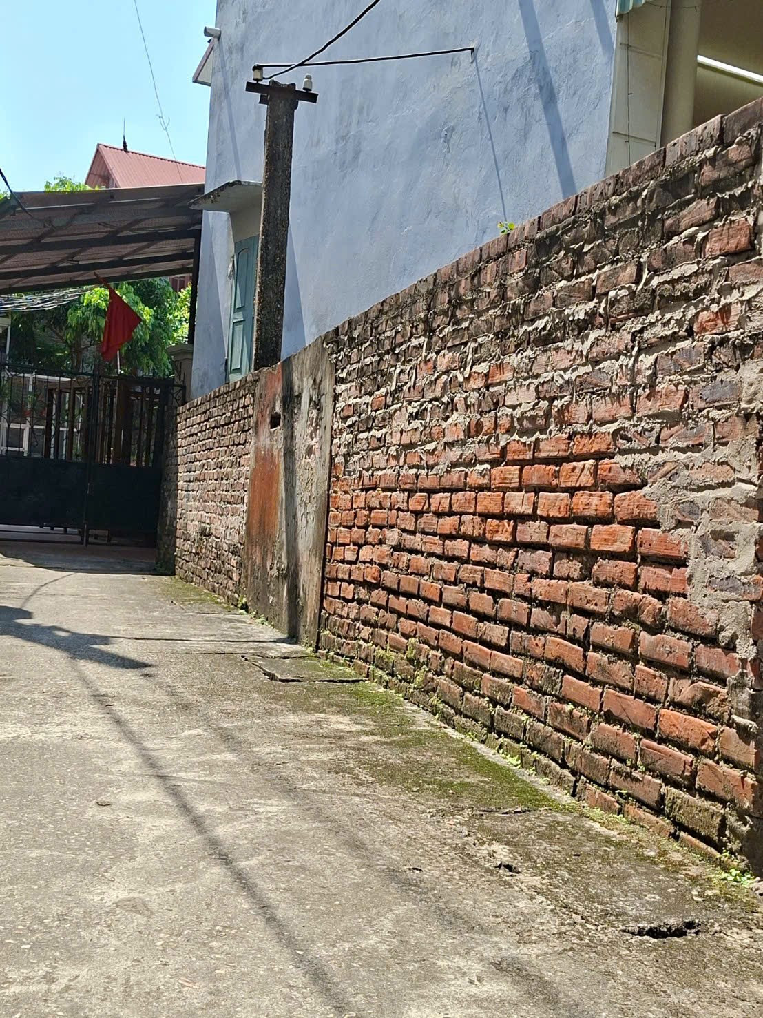 BÁN NHÀ ĐÀO XUYÊN -BÁT TRÀNG  DT 200M2  50M RA TRỤC CHÍNH giá 60m/1m2