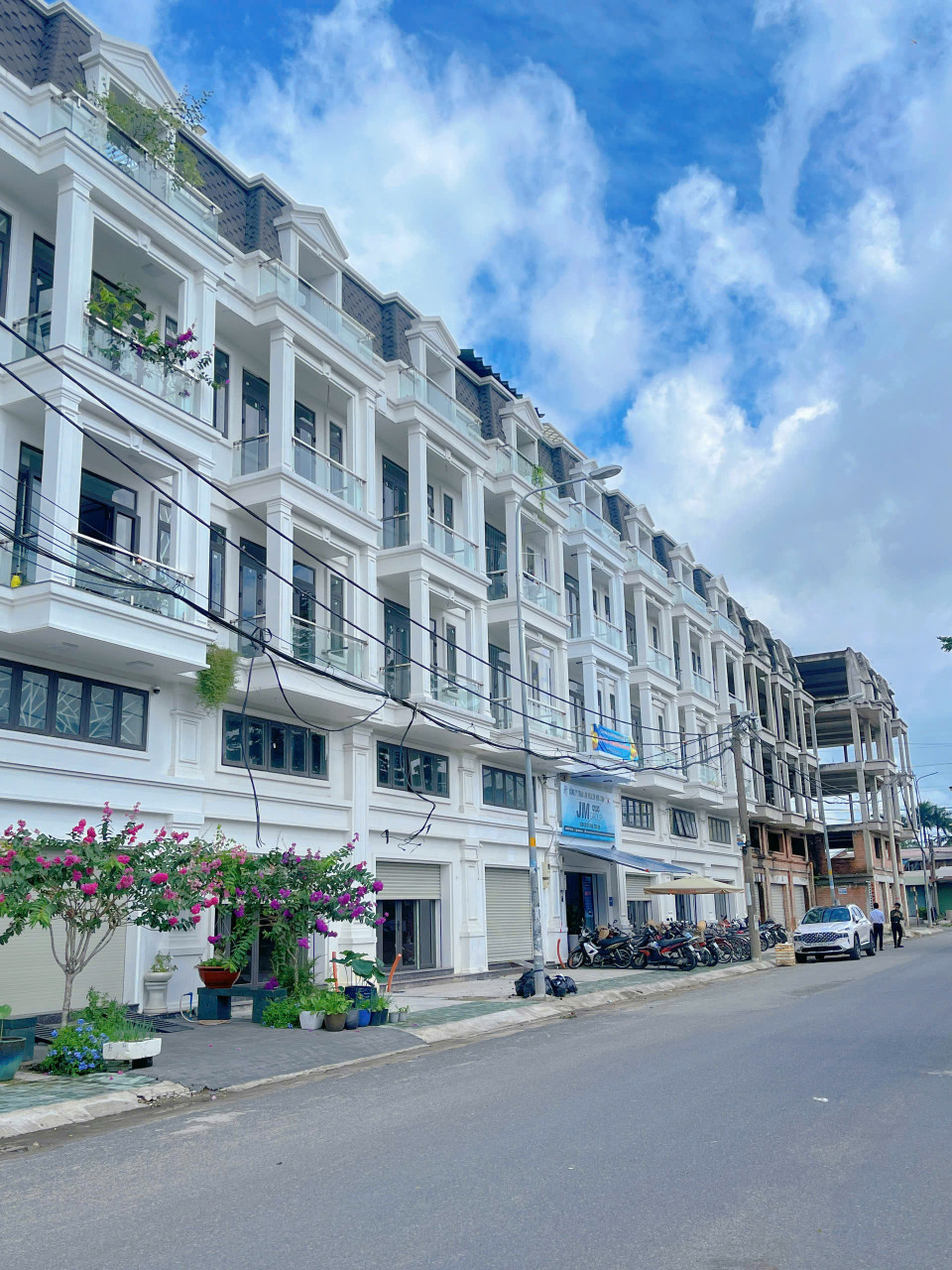 NHÀ PHỐ MẶT TIỀN KINH DOANH CHỢ AN SƯƠNG QUẬN 12 SỔ HỒNG RIÊNG CHỈ TỪ 15 TỶ
