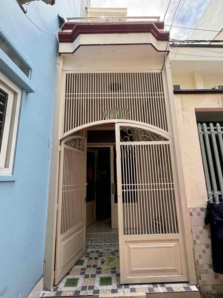 Gần  Đại học Luật nhà Đoàn Văn Bơ thuê, ở , kinh doanh đều được