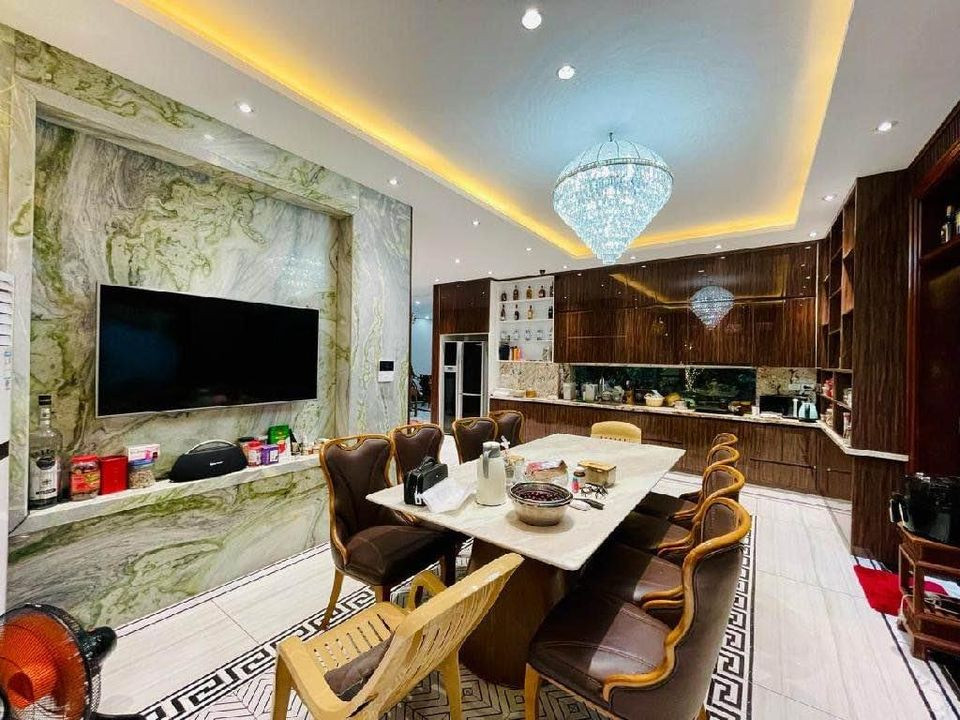 BÁN NHÀ PHÂN LÔ - OTO VÀO NHÀ -PHƯỜNG NGỌC KHÁNH, TM 52M 5 TẦNG 16 TỶ