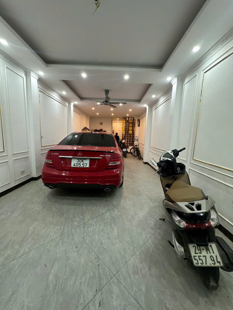 HIẾM NGUYỄN KHOÁI, HOÀNG MAI, Ô TÔ TẢI ĐỖ CỬA VÀO NHÀ, SIÊU RỘNG, THANG MÁY 145M 4T, CHỈ 17 TỶ 0965549363