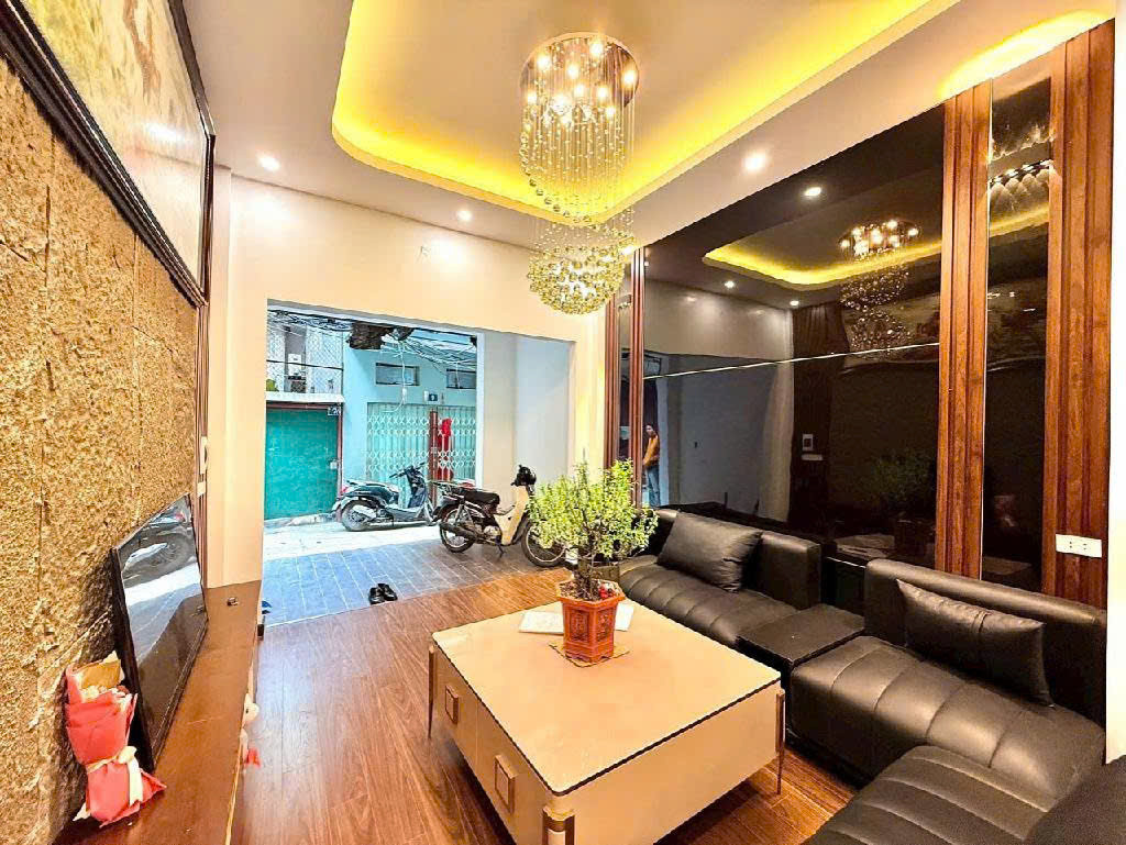 BÁN NHÀ TRẦN KHÁT CHÂN - ĐẸP LUNG LINH - FULL NỘI THẤT - 40M2X4T - 6.98 TỶ