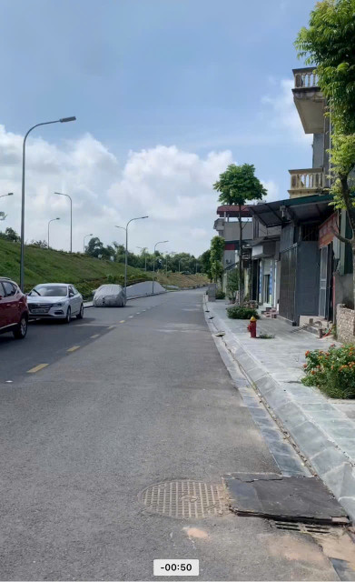 Bán nhà 92m² ngang 6m giá 14 tỷ Phường Việt Hưng