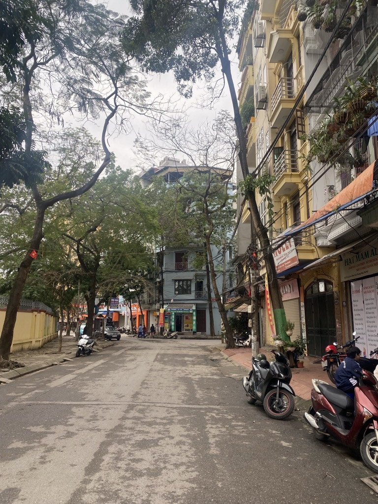Đền lừ bán nhà 4 tầng phân lô dân xây kinh doanh sầm uất ô tô dừng đỗ ngày đêm hoàng mai