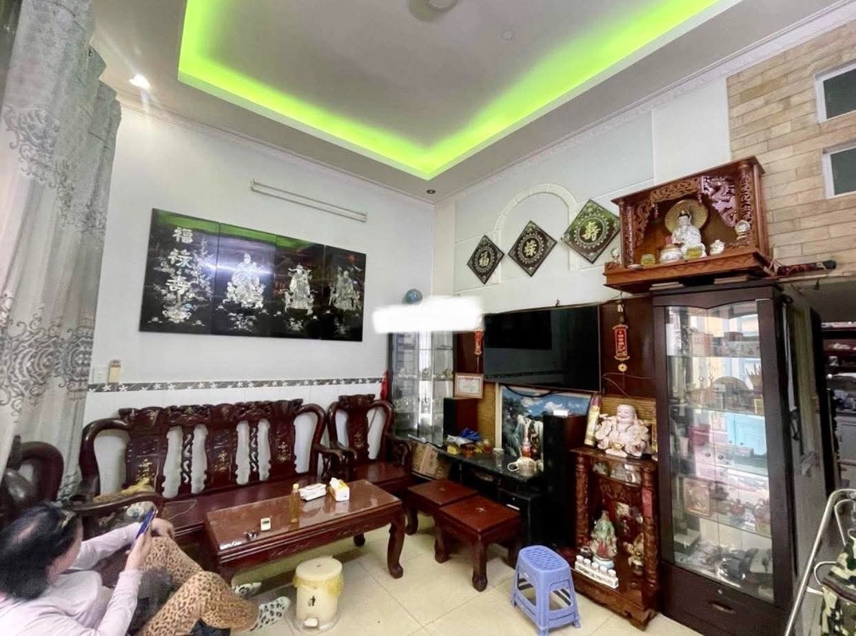 Bán nhà HXH HOÀNG VĂN THỤ, Tân Bình, gần sân bay TSN, 50m2, MT 4,6M, 3PN, 6,95 tỷ