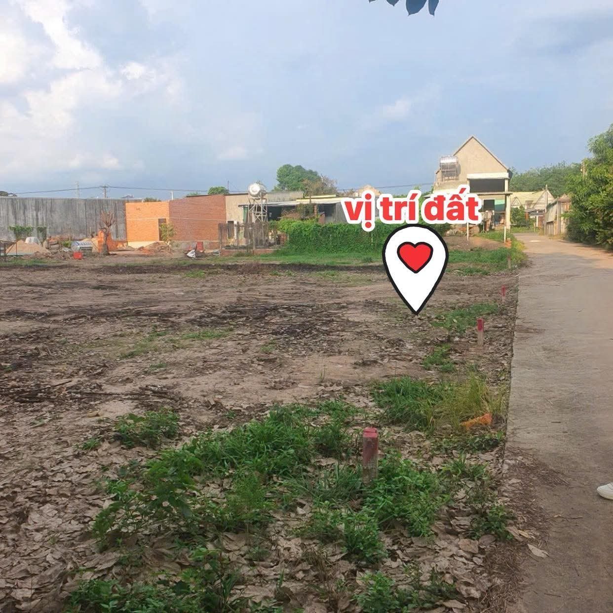 Bán Đất 230m² thổ cư 100m² giá 460 triệu tại Trung Tâm hành chính xã Phước Thành Hồ Chí Minh LH 0916956055