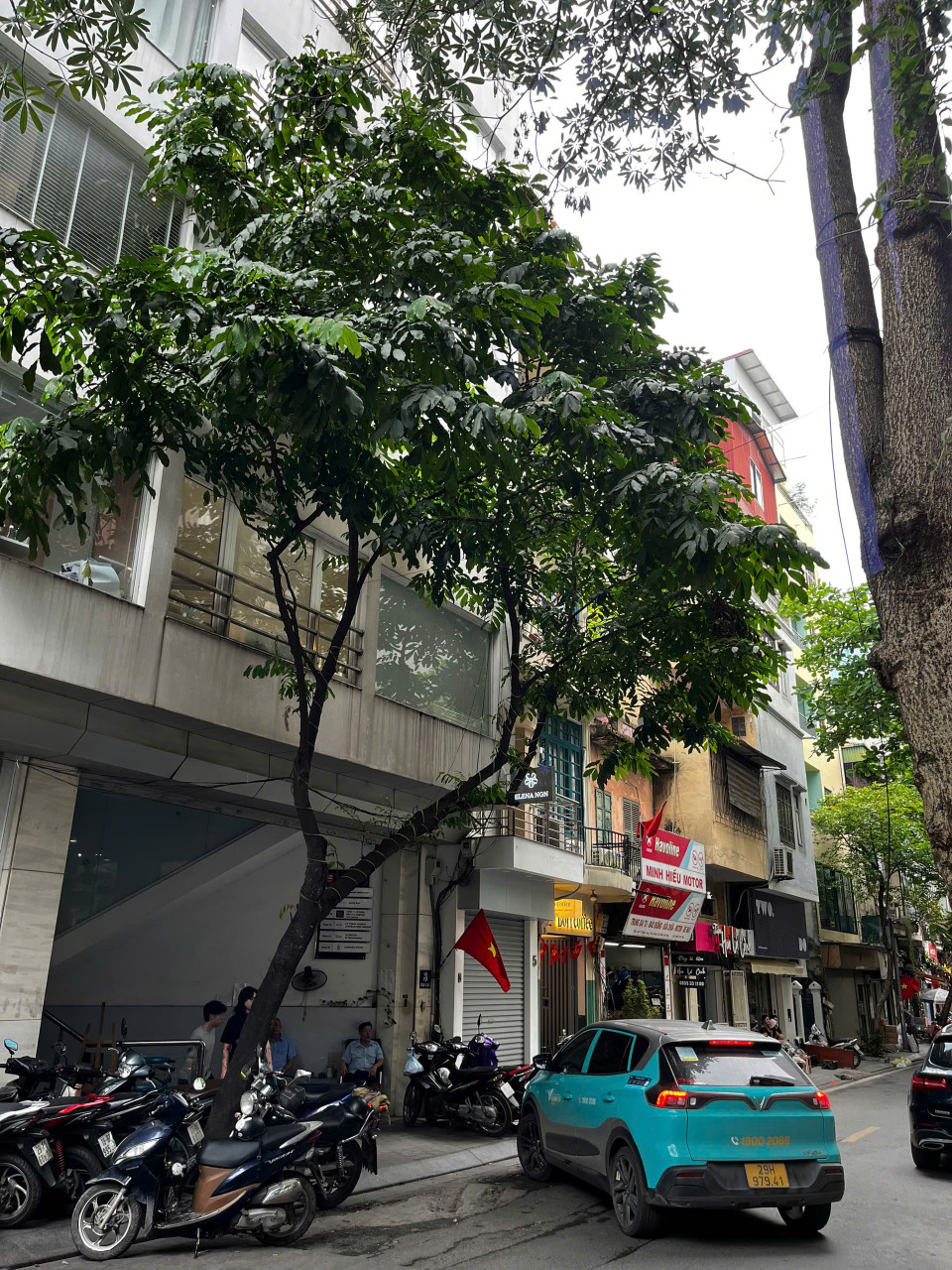 Bán nhà TT Ba Đình - ô tô vào nhà - nhà đẹp ở ngay - 65m chỉ 18 tỷ