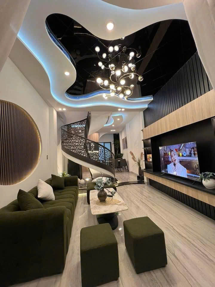 🏡 
"NHÀ 3 TẦNG ĐIỆN BIÊN PHỦ - THIẾT KẾ "CHILL" ĐỘC ĐÁO, NỘI THẤT CAO CẤP, CHỈ 4.7 TỶ!" 🌟