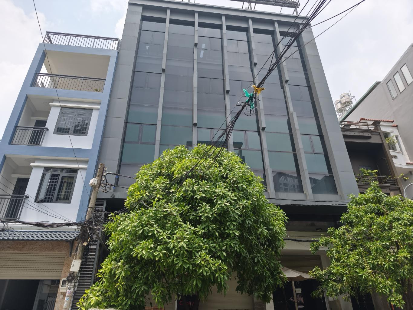 NGỢP BÁN GẤP