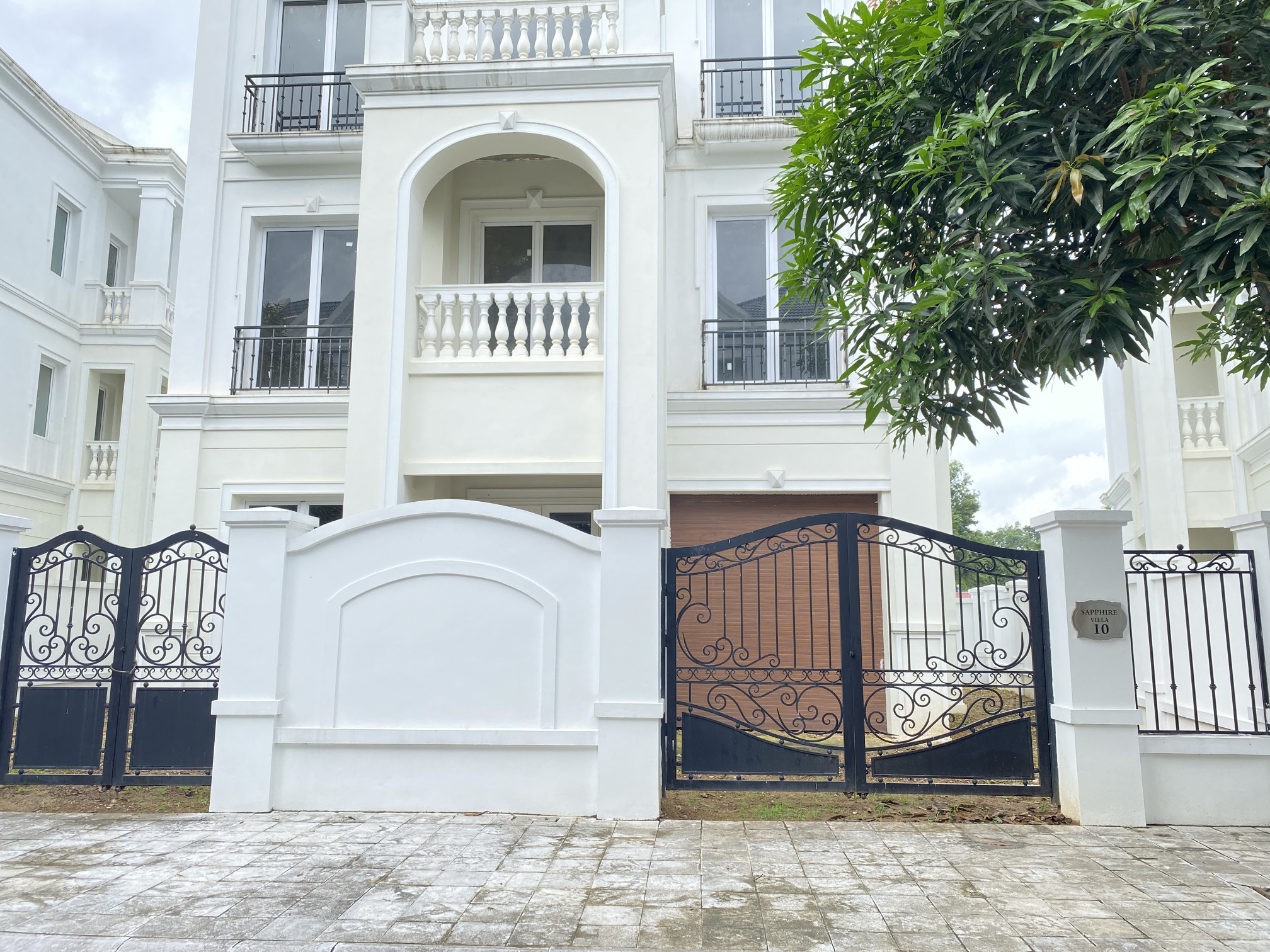 Bán nhà 273,5m² ngang 14m giá 11.85 tỷ Phường Yên Bái