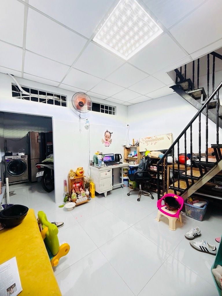 Nhà bán sổ hồng riêng đinh bộ lĩnh 3 tầng