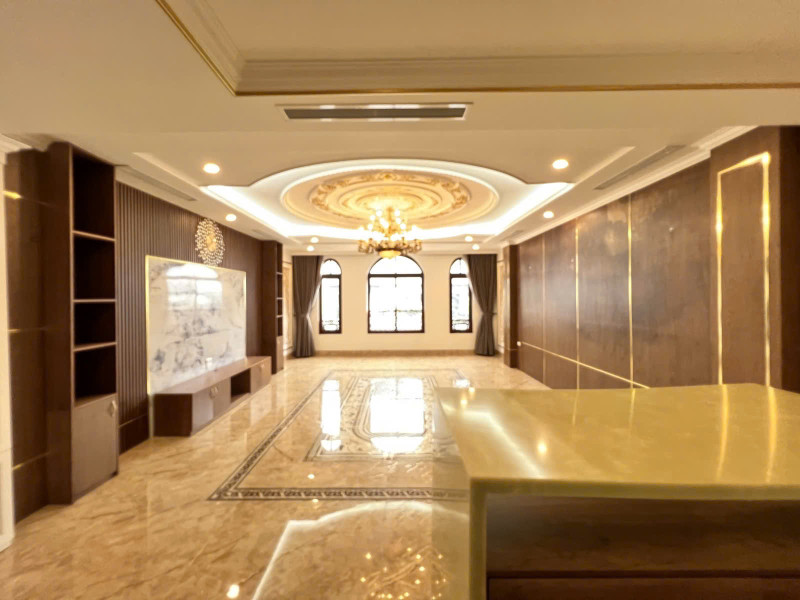 Siêu phẩm đầu tư dòng tiền – 8 tầng thang máy – Lô góc mặt tiền 7m – Doanh thu 1 tỷ/năm lh 0817606560