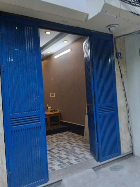 Bán gấp giá rẻ Định Công 33m, 4 tầng, mặt tiền 4.5m, 2.35 tỷ Hoàng Mai.