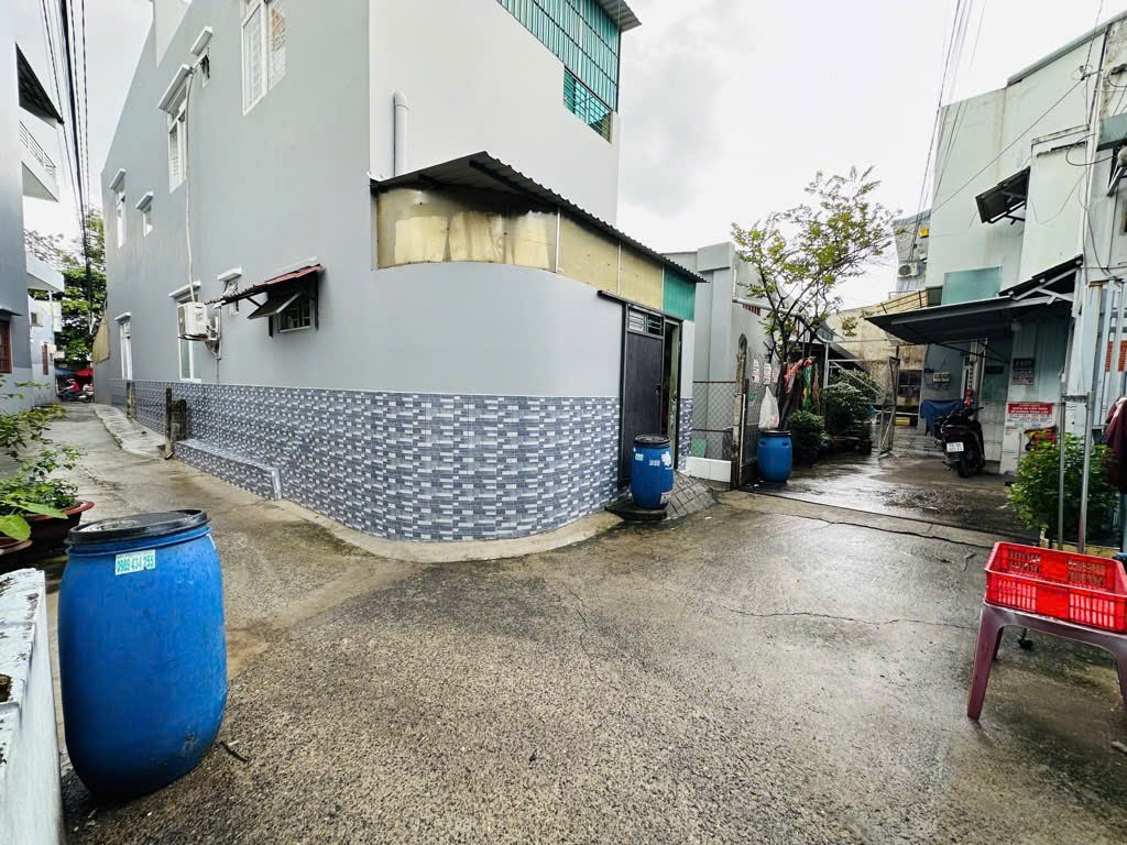 142C Đình Phong Phú 95.8/150 2 6.7 23 9 tỷ P. Tăng Nhơn Phú B, Quận 9  - ĐC Nam - Khối Trần Gia - Hoa hồng 3% Giá Bán