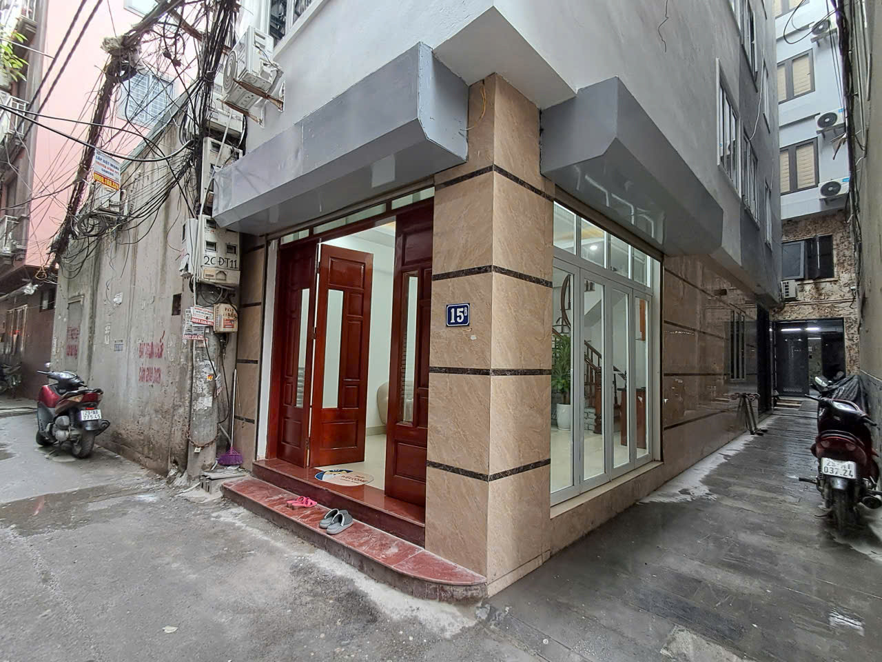 Đình Thôn 30m - 5 tầng - Mt 4m - giá 9.2 tỷ  - Trung Tâm Thành Phố Hà Nội