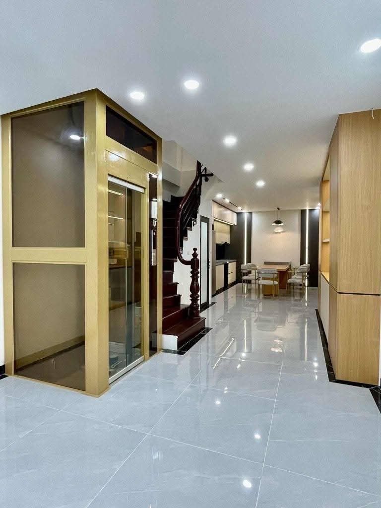 Mỹ Đình, nhà 4 tầng thang máy 55m 15 tỷ 600 triệu, ngõ thông khu đô thị Sông Đà phố Hàn Quốc