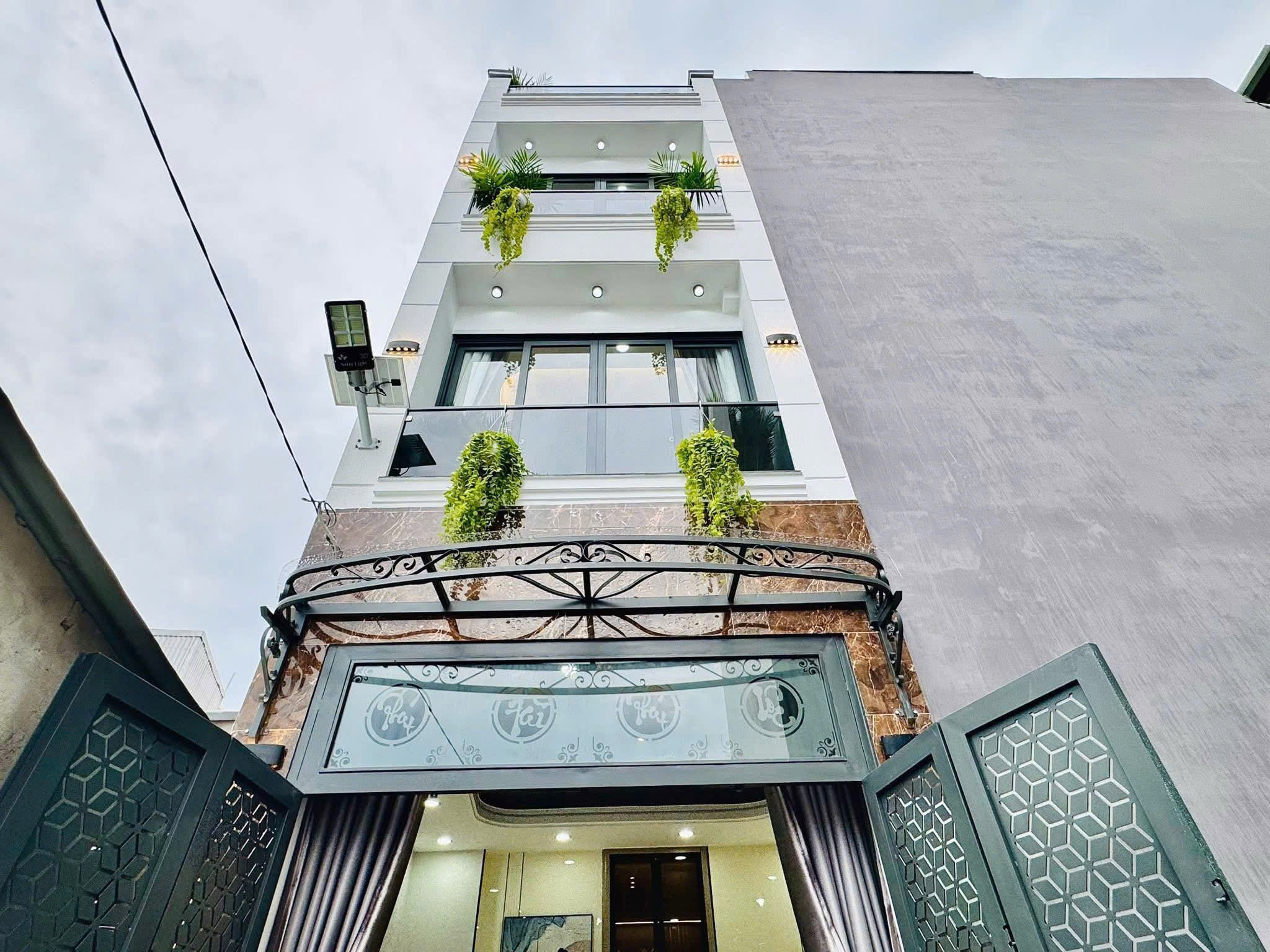 Bán nhà sổ hồng riêng đường Đinh Tiên Hoàng, Phường 3, Bình Thạnh, 39,2m2, 3tỷ590tr