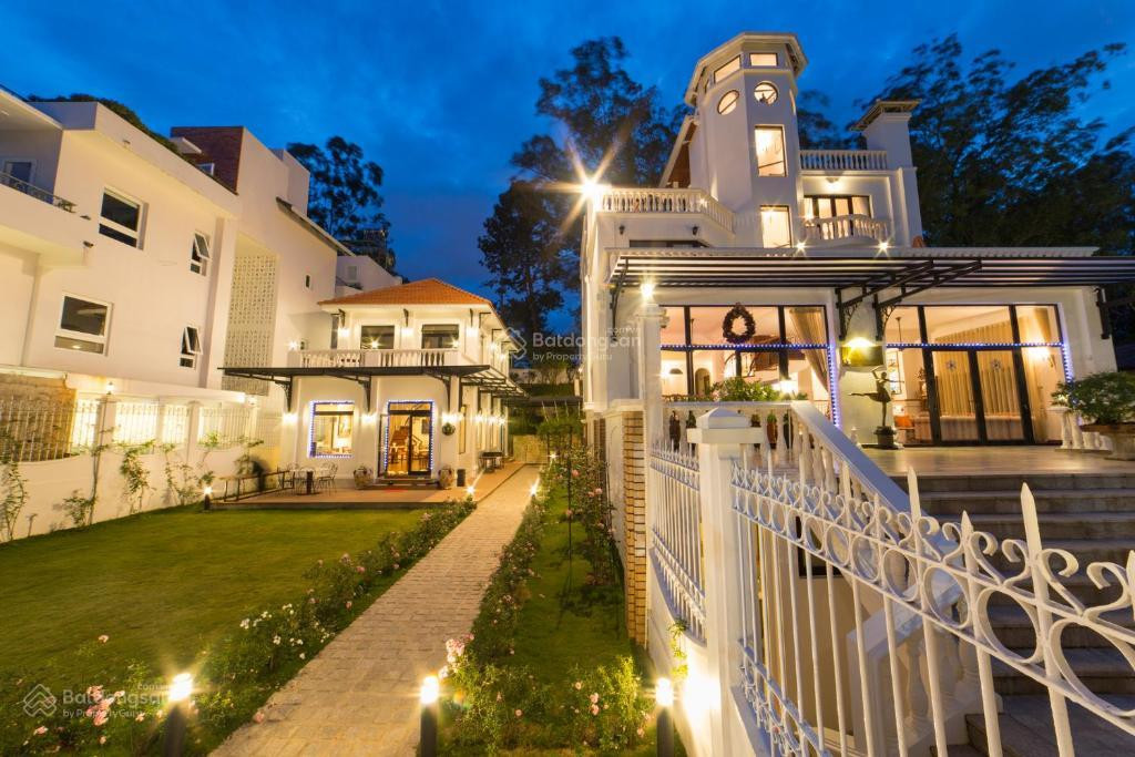 Bán biệt thự đinh tiên hoàng