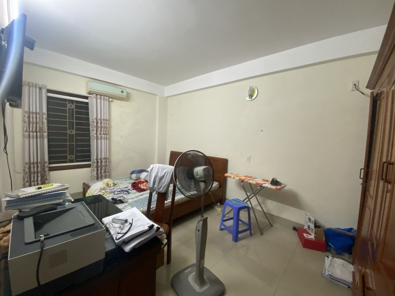► Nhà Mặt Tiền Kinh Doanh Đinh Tiên Hoàng, MT hơn 7m, 4 tầng cứng sạch, 5.2 tỷ