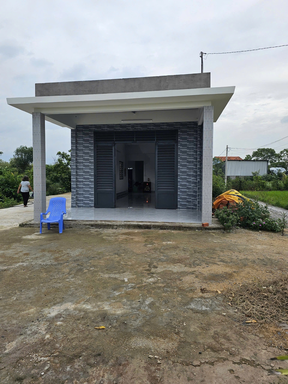 Bán đất 842,1m² ngang 32m giá 10.99 tỷ Xã Hưng Long