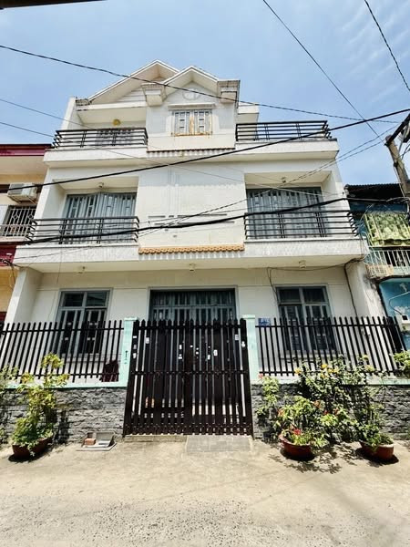 2P AEON MALL - 2 MẶT HẺM 6M - NGANG HƠN 9 - 3 TẦNG - 4PN NHỈNH 6 ĐỒNG.