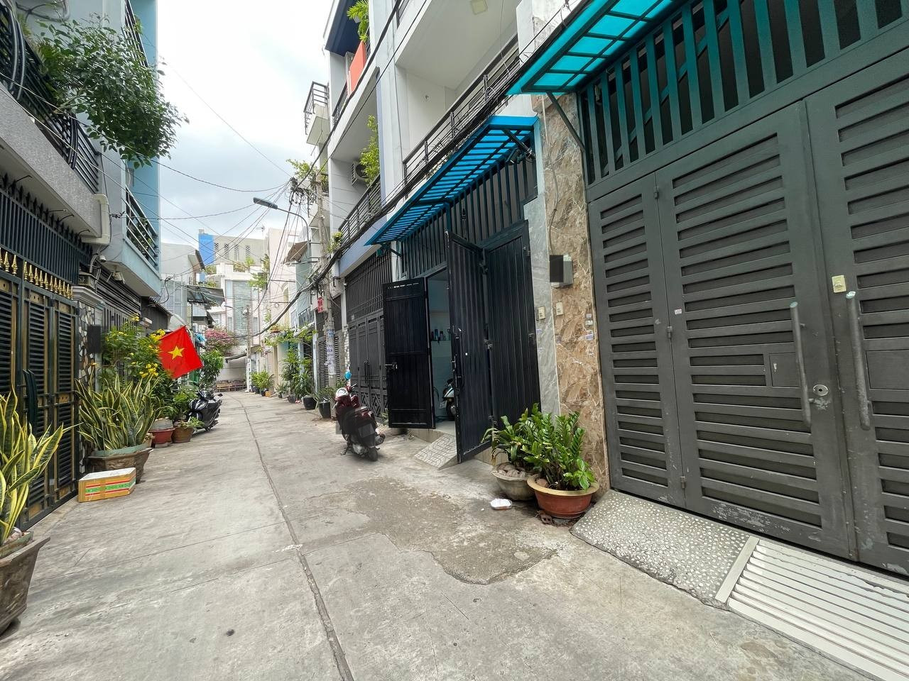 Bán Nhà 75m² Hẻm xe hơi 5m thông - Gần  Chợ Tân Hương, Tân Phú