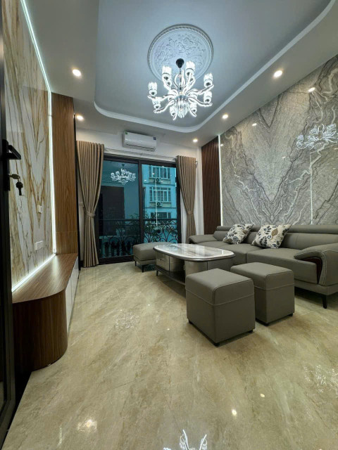 Bán Nhà Miêu Nha 6 tầng thang máy sịn , giá đầu tư 9,5 tỷ