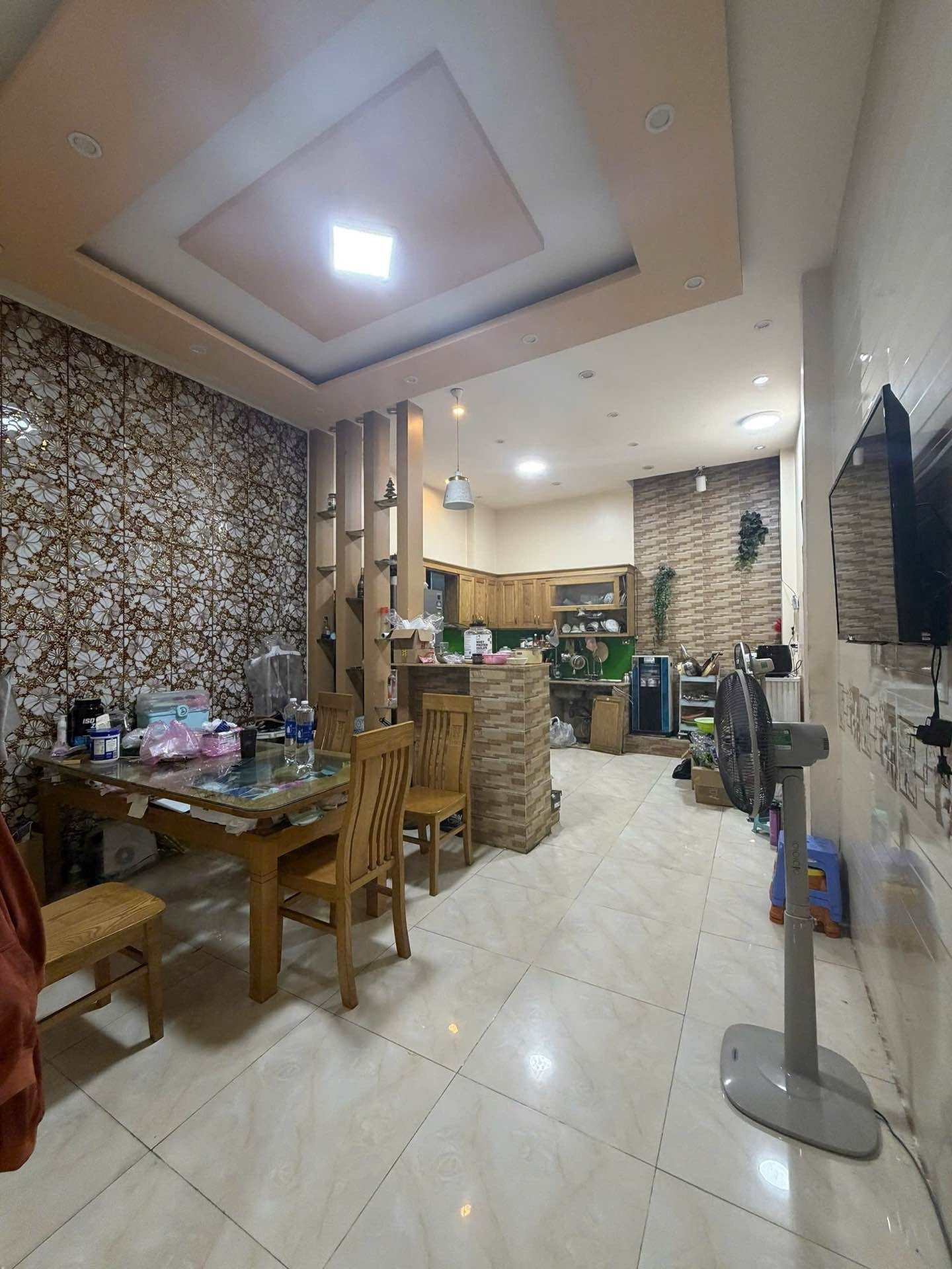 Hẻm 8m Đỗ Nhuận, gần chợ Sơn Kỳ, 73m2, 4x18, 3 tầng, 4PN, vừa ở + KD, Chỉ 11.6 tỷ
