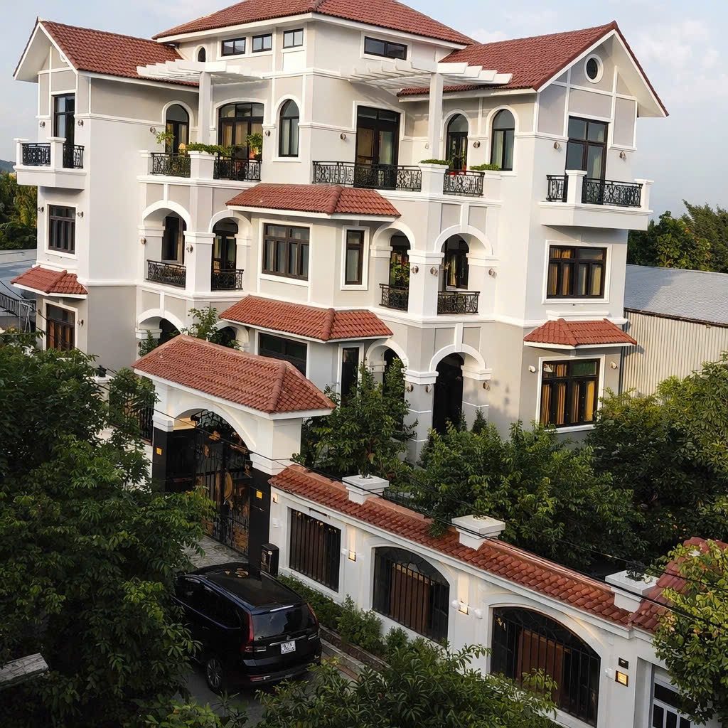 Mặt Tiền Bưng Ông Thoàn gồm CHDV và Biệt thự lớn