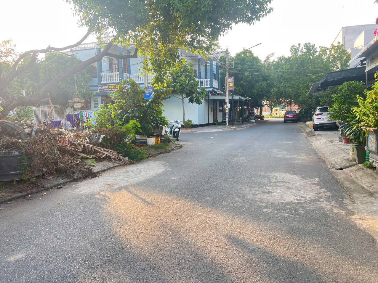 Cần sang nhượng nền lô góc khu tái định cư Vĩnh Quang, L9-24 đường Đoàn Khuê, thành phố Rạch Giá, tỉnh Kiên Giang, cách đường Lộ Liên Hương 50m