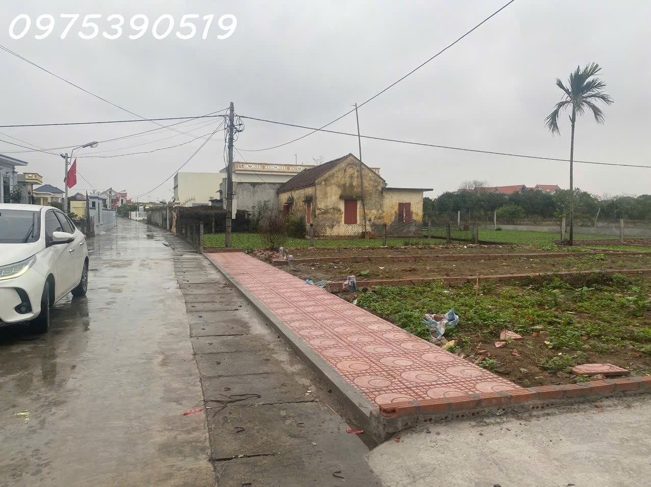 Bán nhanh lô 70m đất ở đô thị -  thị trấn Quất Lâm giá chỉ 1.2 T.Ỷ