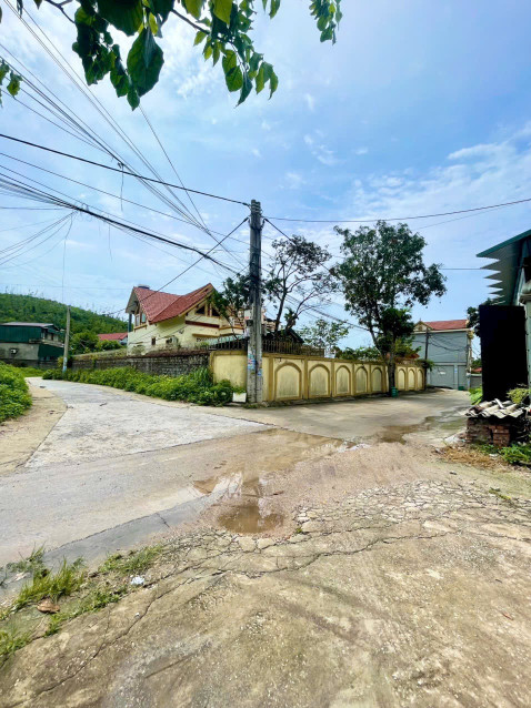 Cần bán lô đất đẹp
