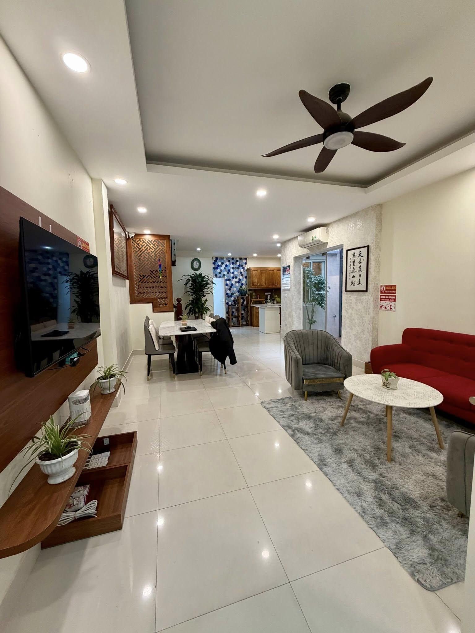 Cho thuê nhà ngõ 209 Đội Cấn - Ba Đình 90M² 4 Tầng 5 Ngủ Full Đồ - Vừa Ở, Vừa Kinh Doanh... Giá Thuê 34tr