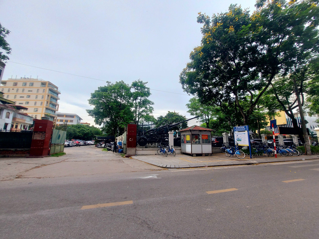 BÁN NHÀ MỚI ĐẸP, 6 TẦNG - THANG MÁY - KHU ĐỘI CẤN, GIANG VĂN MINH, BA ĐÌNH, GẦN PHỐ, 20M RA OTO, BÃI GỬI ÔTÔ
