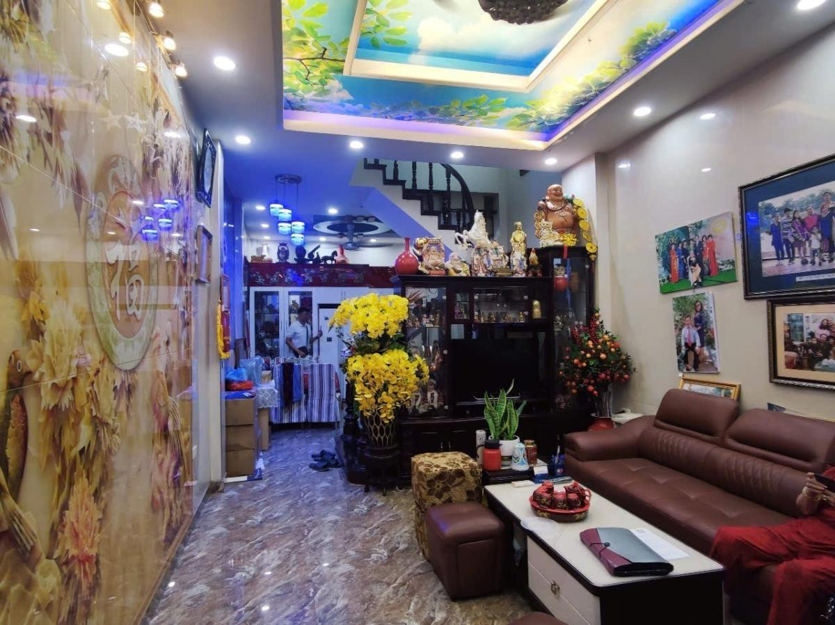 Bán nhà 45.3m² ngang 3.9m giá 13.9 tỷ Phường Ngọc Hà