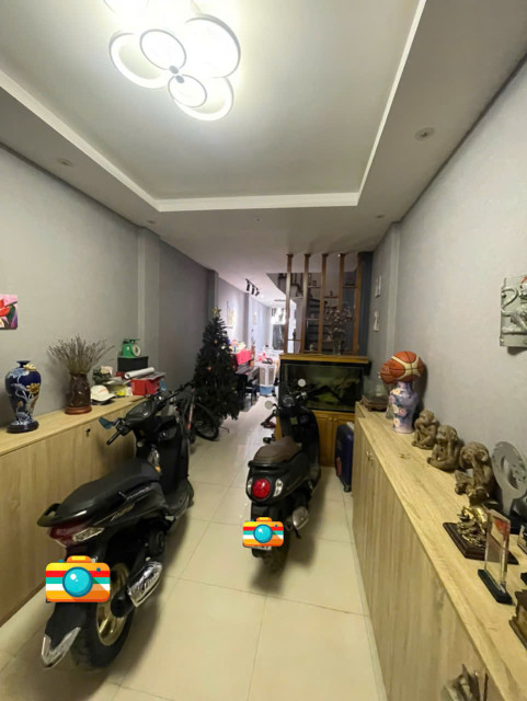 279 ĐỘI CẤN- OTO ĐỖ CỔNG - 45m2 - Ô CHỜ THANG MÁY - MÀ CHỈ NHỈNH 8