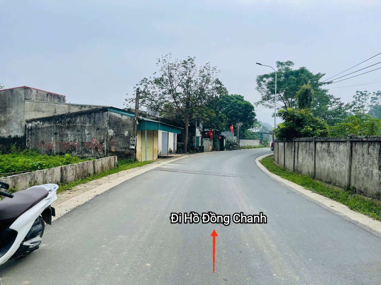 81m - mặt tiền 4.5m - mặt đường nhựa KD - chỉ loanh quanh 2 tỷ