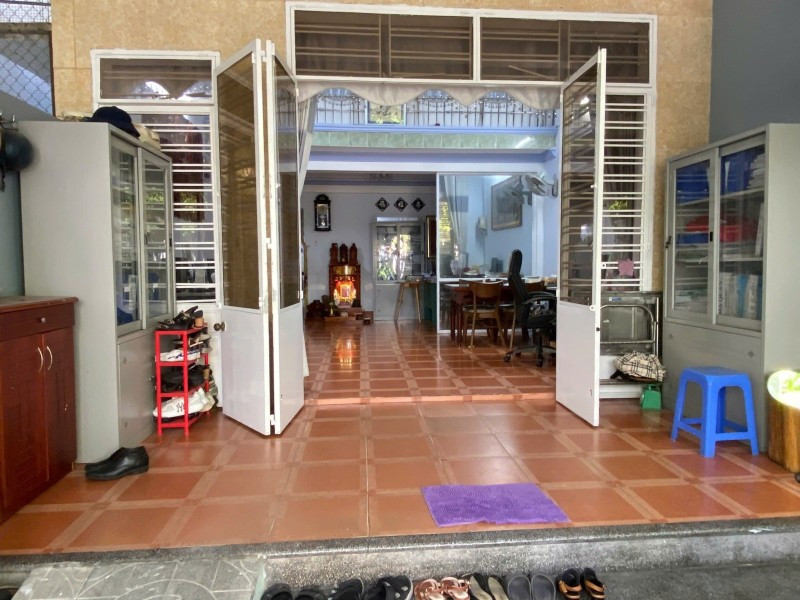 # Nhà Kiệt thẳng 30m ra MT Đồng Đa, 110m2, mê lửng, 3PN, sân rộng, 4.5 tỷ