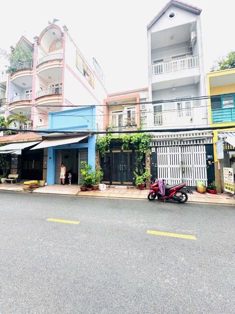 BÁN NHÀ – HẺM 6M ĐỒNG ĐEN, BÀU CÁT – TÂN BÌNH – 6.7 TỶ