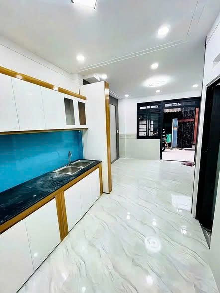 Nhà đẹp giá sốc, Nguyễn Văn Quá, q12, 2 tầng, 1.39tỷ