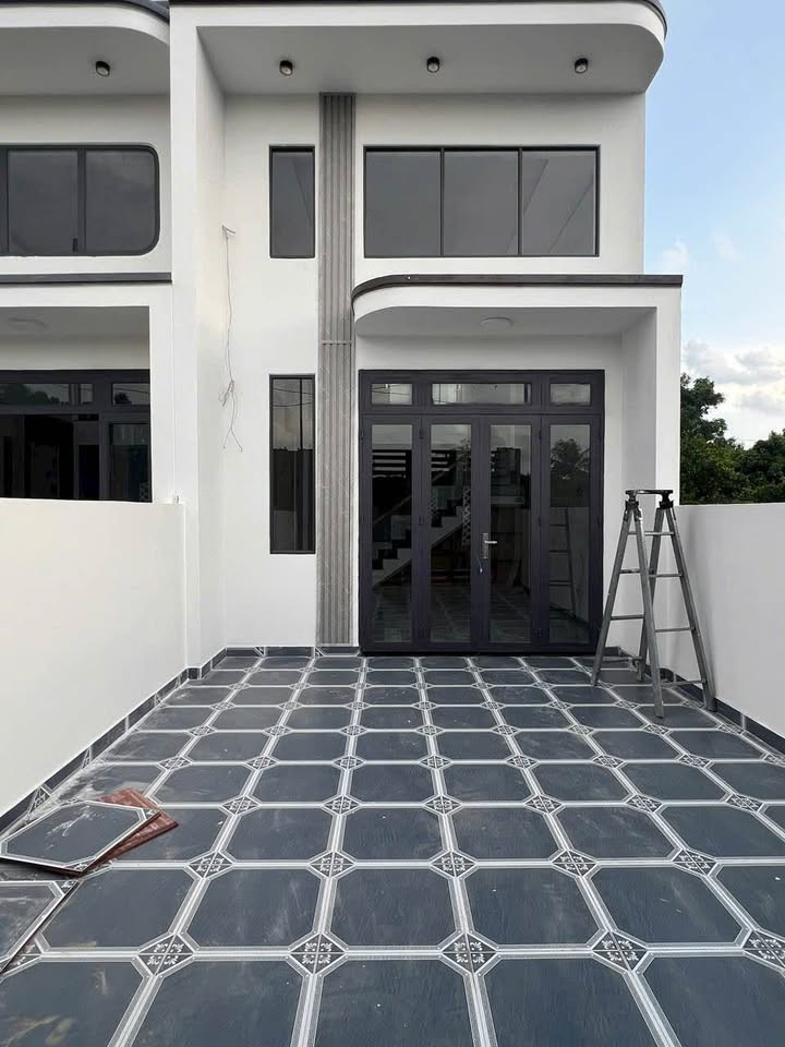 VÌ HẾT KHẢ NĂNG GỒNG NGÂN HÀNG NÊN CẦN RA ĐI CĂN NHÀ KHU VỰC TÂN PHONG ĐỂ CỨU CHỦ