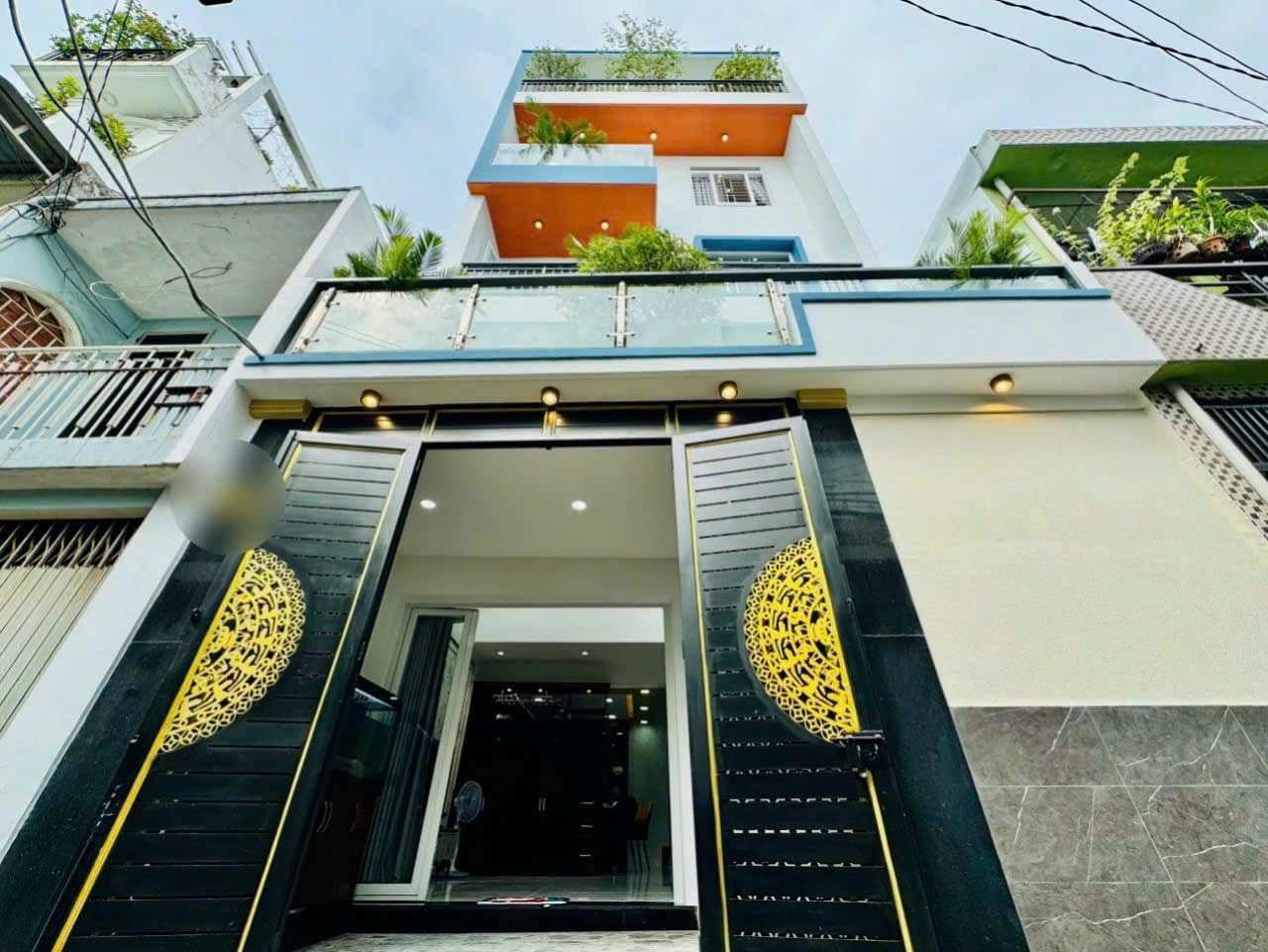 Siêu phẩm có 102. Nhà Đồng Khởi, P. Tân Định, Q1, DT 85m², hẻm 8m xe hơi. Giá 4.5 tỷ (TL), đang thuê 20tr/th (còn 3 tháng). Sổ Hồng Riêng chính chủ.
