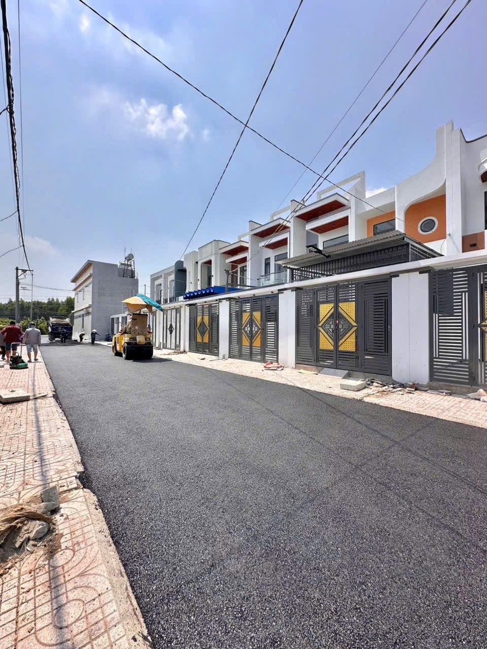 ĐƯỜNG NHỰA XONG, NƯỚC MÁY TỚI TẬN NHÀ - GẦN ĐƯỜNG ĐỒNG KHỞI