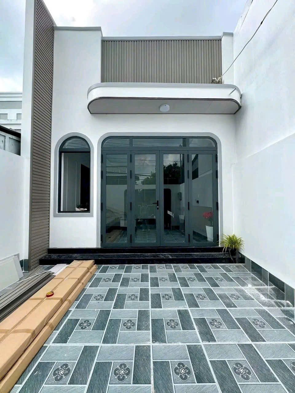 EM CÓ CĂN CẤP 4 CỰC ĐẸP GẦN CTY CHANGSIN - CHỈ VỚI 400TR SANG TÊN NGAY