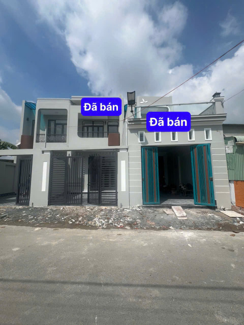 Bán Căn Nhà Lầu Mặt Tiền Kinh Doanh Buôn Bán Sổ Hồng Riêng Full Thổ Cư Bao Sang Tên Công Chứng